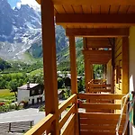 Aigle Hotel
