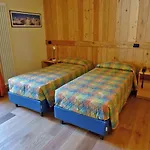 Hotel Aigle 3*