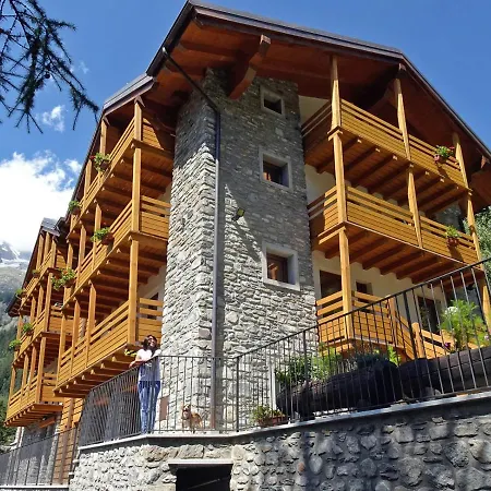 Aigle 3* Courmayeur