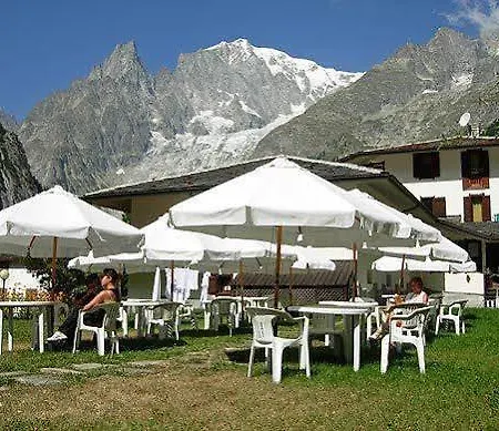 Aigle Courmayeur