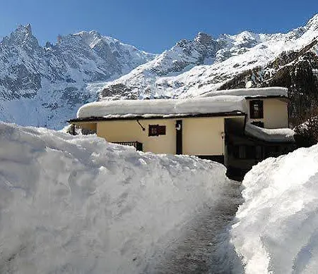 Aigle 3* Courmayeur