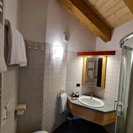 Aigle Szálloda